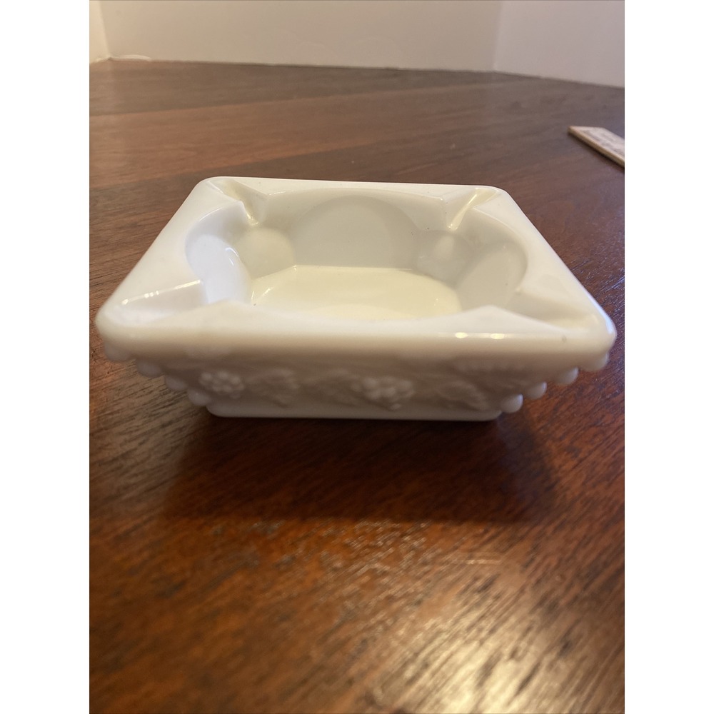 Vintage Westmoreland Milk Glass Ashtray Paneled Grape Square White WG Logo 4.25"